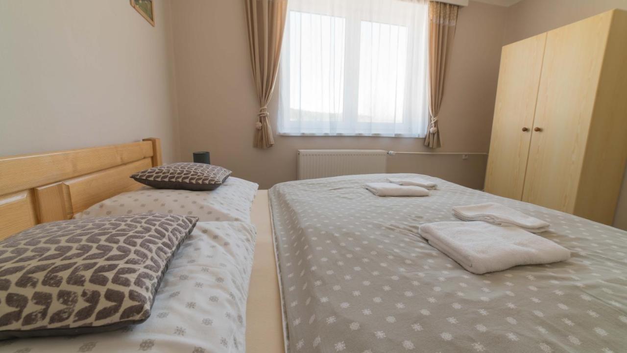 קבילדה Apartmany U Sjezdovky מראה חיצוני תמונה