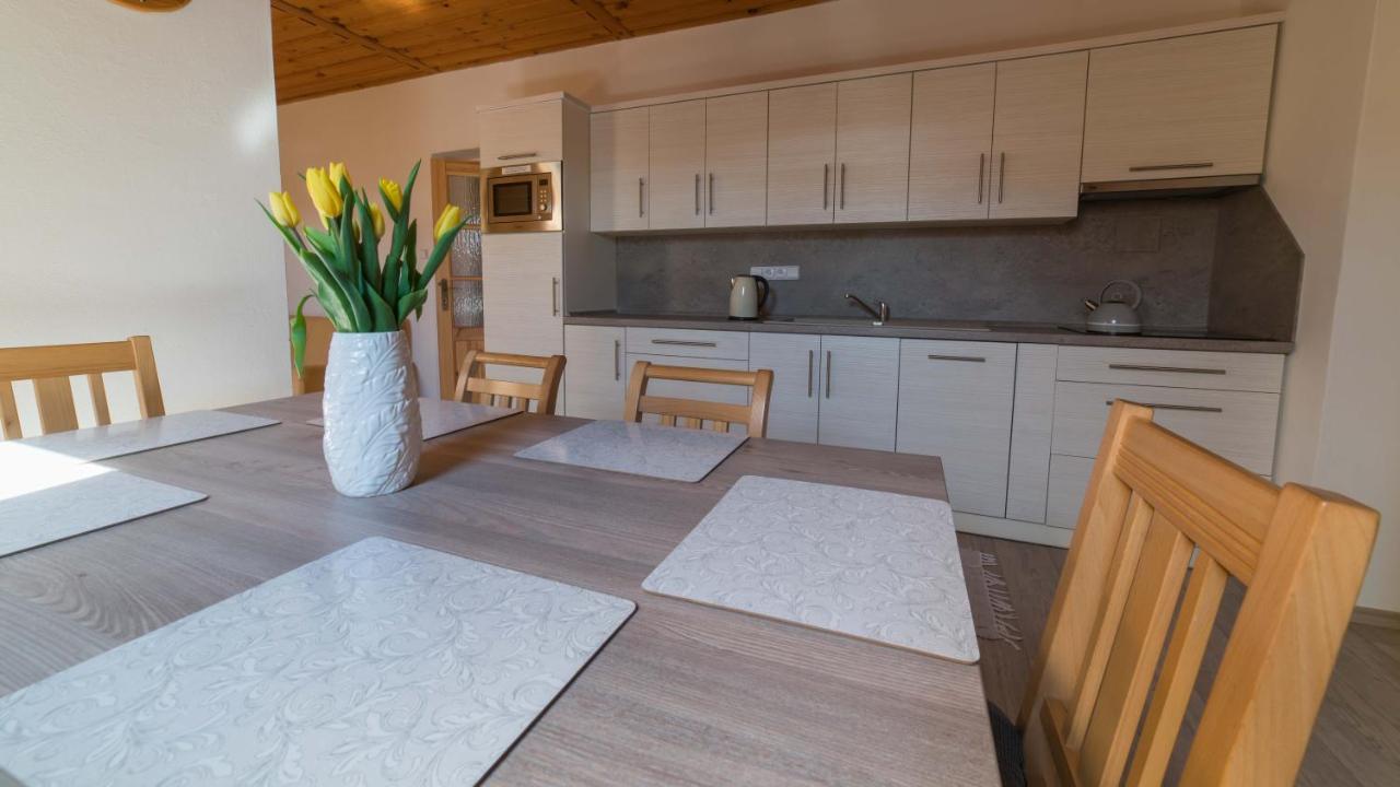 קבילדה Apartmany U Sjezdovky מראה חיצוני תמונה